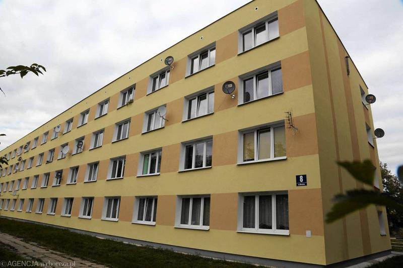 Jak przeliczyć rozmiar stanika 36 80 na popularne normy?