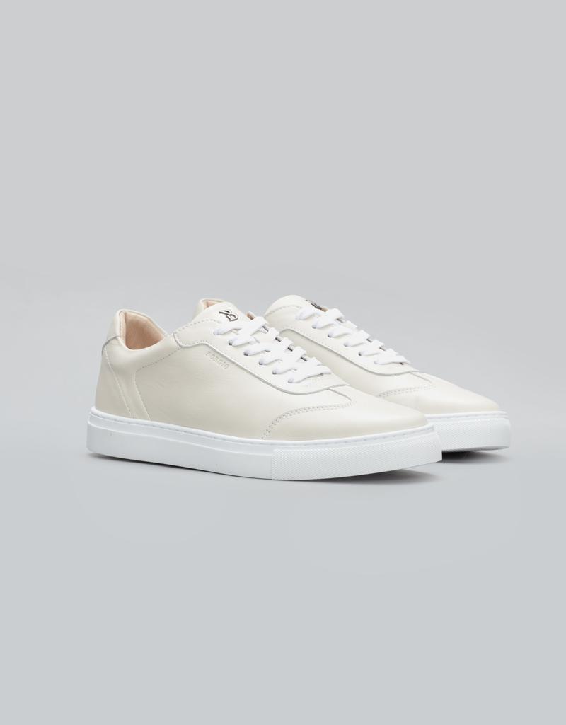 Codzienne stylizacje z chinosami