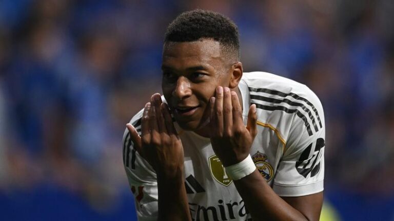 Jaki rozmiar buta nosi Kylian Mbappé? Odkrywamy tajemnice piłkarskiego stylu!