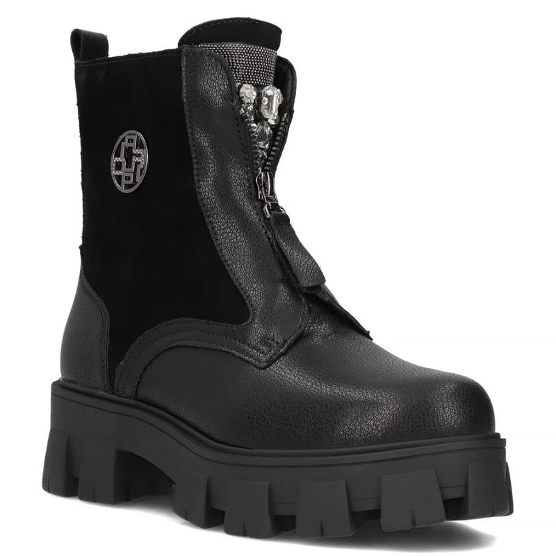 Stylowe trendy: jakie buty zdominują zimę 2025?