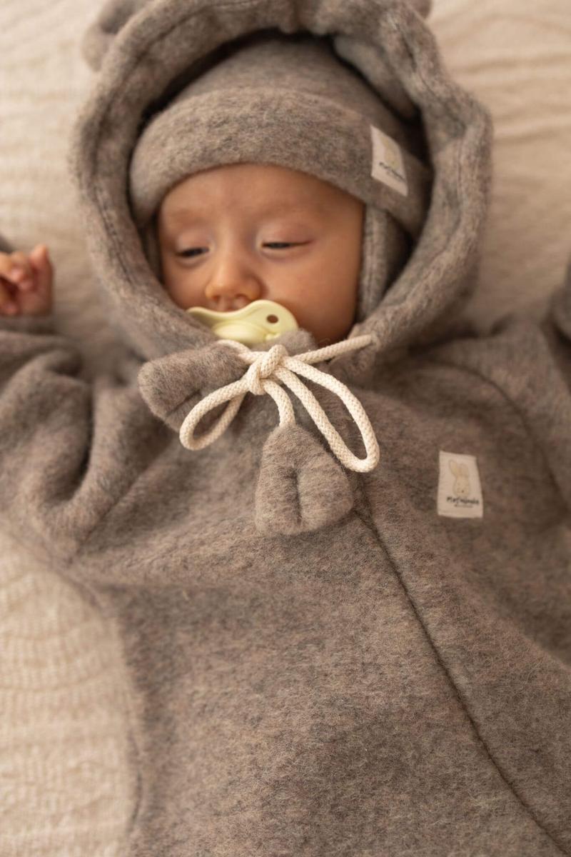 Fasony kombinezonów a wybór rozmiaru