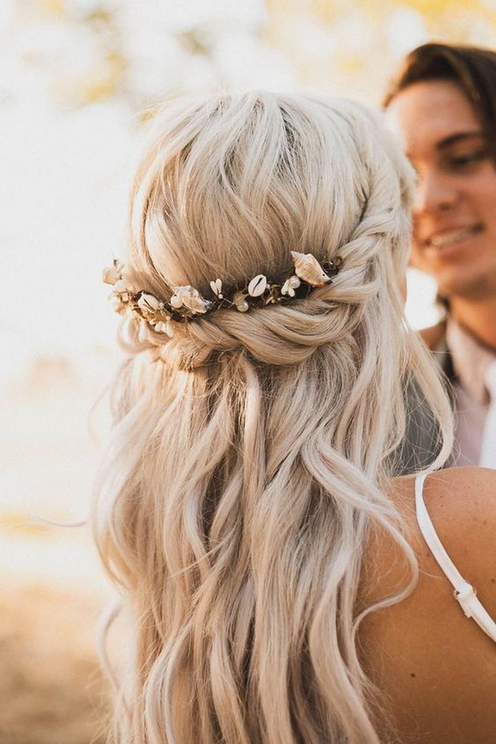 Romantyczne fryzury ślubne