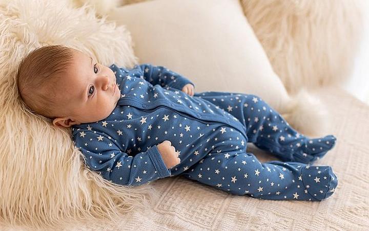 Ubranka dla noworodka do szpitala