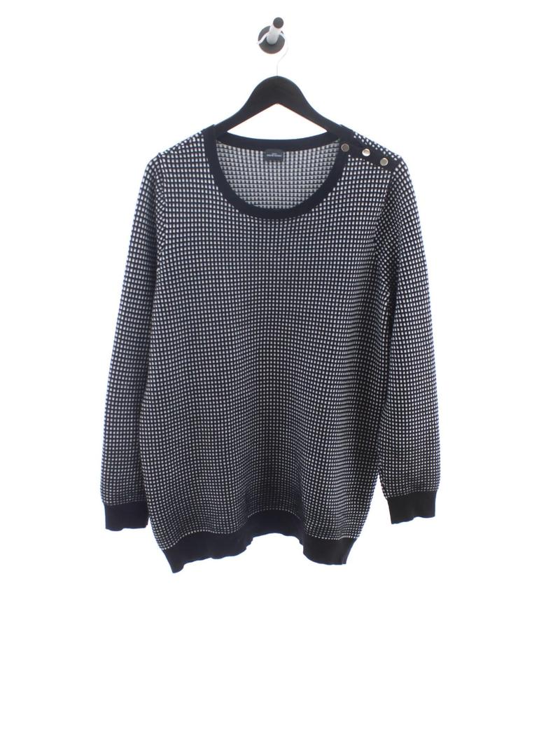 Materiał i krój ubrań XL