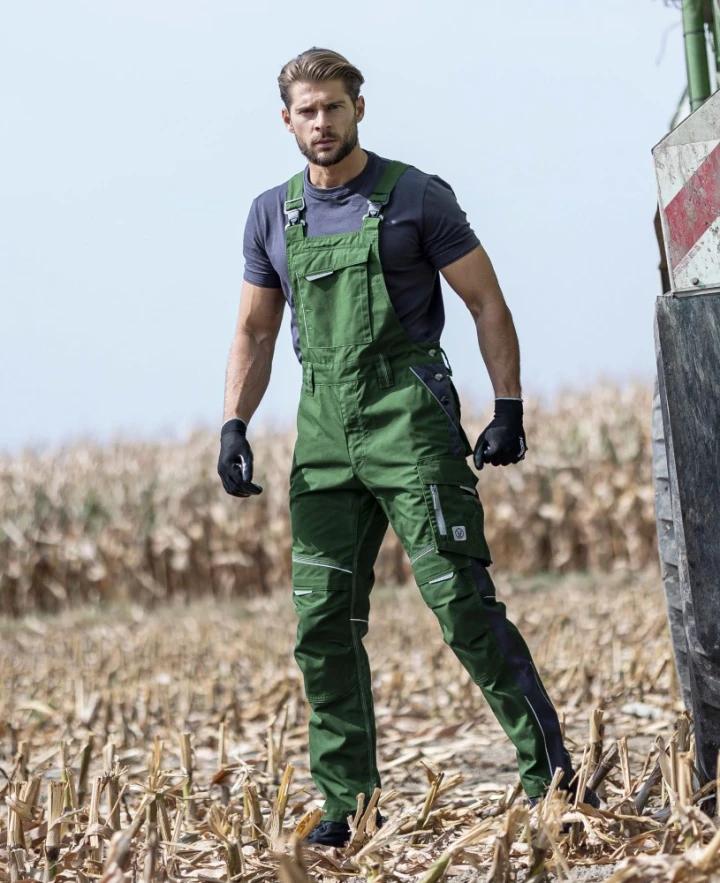 Stylizacje z ogrodniczkami na co dzień