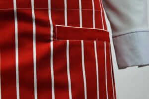 Jak w prosty sposób uszyć elegancką kieszeń wpuszczaną?