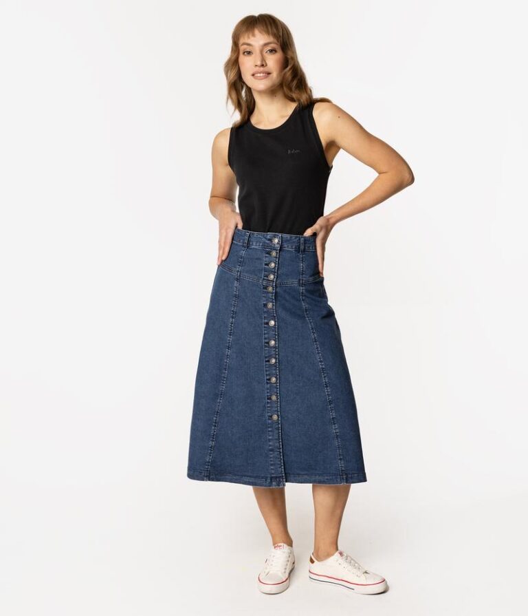 Stwórz wyjątkową spódnicę z guzikami – krok po kroku dla początkujących